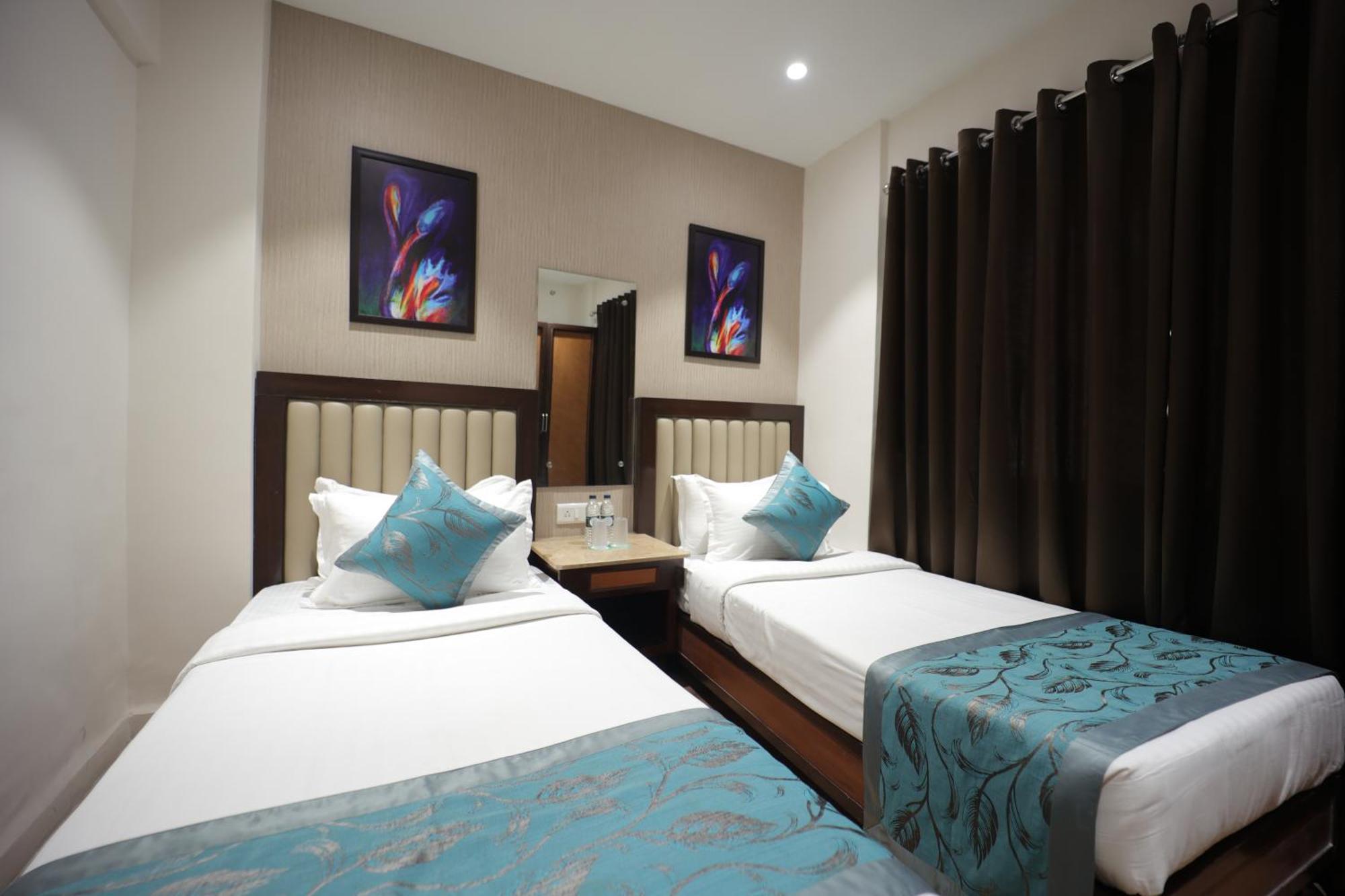 The Byke Studio Pure Veg Apartment, Thane Esterno foto